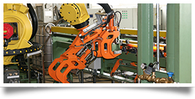 Roboter mit Doppelzange